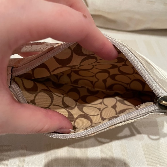 Coach Cream & Gold Small Wristlet - Picture 7 of 9